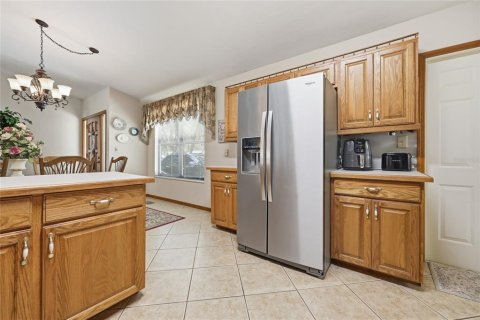 House in Melrose, Florida 3 bedrooms, 148.09 sq.m. № 2215642 - photo 22