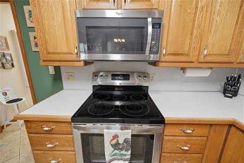 House in Melrose, Florida 3 bedrooms, 148.09 sq.m. № 2215642 - photo 19