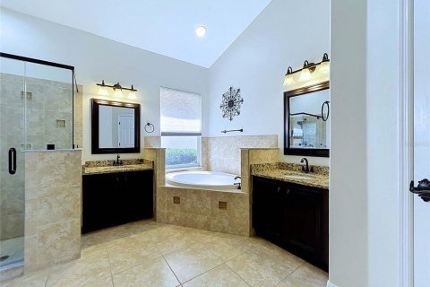 Villa ou maison à louer à Tampa, Floride: 3 chambres, 187.94 m2 № 2411576 - photo 25