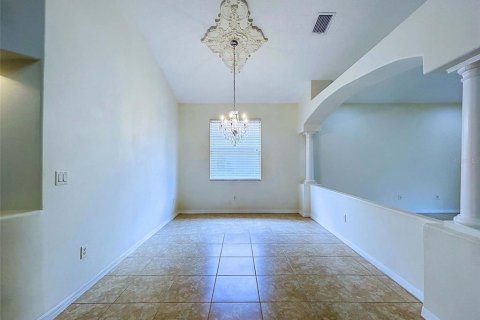 Villa ou maison à louer à Tampa, Floride: 3 chambres, 187.94 m2 № 2411576 - photo 16