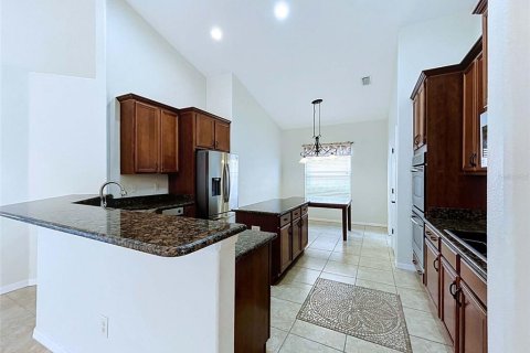 Villa ou maison à louer à Tampa, Floride: 3 chambres, 187.94 m2 № 2411576 - photo 26
