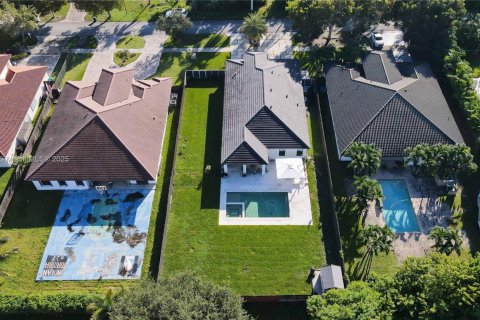 Casa en alquiler en Palmetto Bay, Florida, 4 dormitorios, 222.78 m2 № 1952169 - foto 30