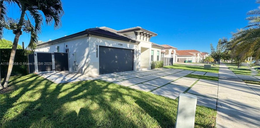 Casa en Palmetto Bay, Florida 4 dormitorios, 222.78 m2 № 1952169