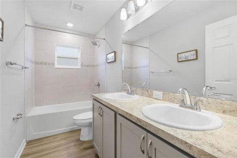 Купить виллу или дом в Парриш, Флорида 12 комнат, 186.45м2, № 2430427 - фото 22