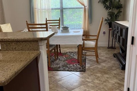 Casa en venta en Kissimmee, Florida, 5 dormitorios, 267.65 m2 № 1683086 - foto 10
