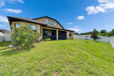 Купить виллу или дом в Ривервью, Флорида 6 комнат, 312.24м2, № 1800080 - фото 8