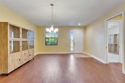 Купить виллу или дом в Ривервью, Флорида 6 комнат, 312.24м2, № 1800080 - фото 12