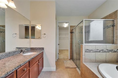 House in Riverview, Florida 4 bedrooms, 312.24 sq.m. № 1800080 - photo 30