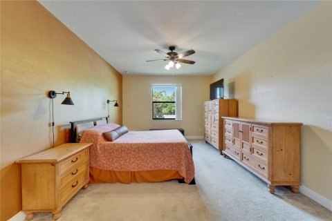 Купить виллу или дом в Ривервью, Флорида 6 комнат, 312.24м2, № 1800080 - фото 26