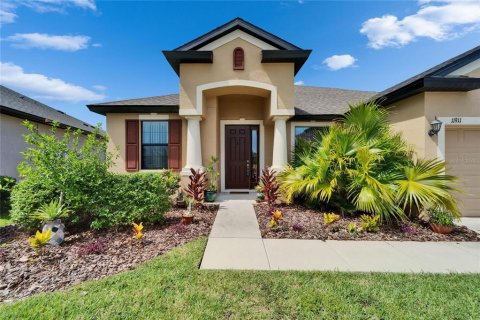 House in Riverview, Florida 4 bedrooms, 312.24 sq.m. № 1800080 - photo 3