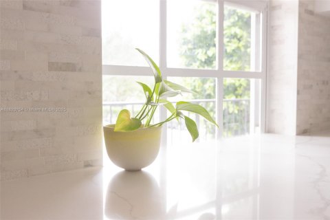 Condominio en venta en Pompano Beach, Florida, 2 dormitorios, 102.19 m2 № 1954267 - foto 4