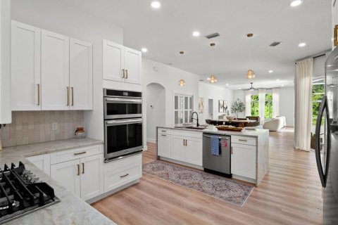 Casa en venta en Fish Hawk, Florida, 5 dormitorios, 285.95 m2 № 2383778 - foto 17