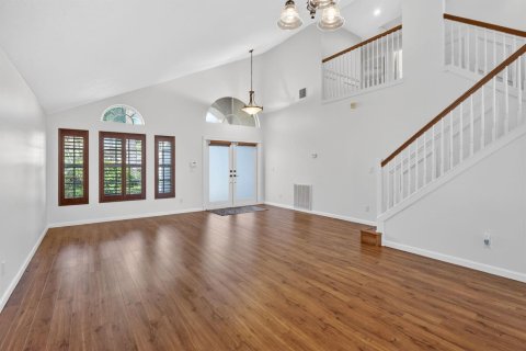 House in Stuart, Florida 4 bedrooms, 206.06 sq.m. № 2348542 - photo 2