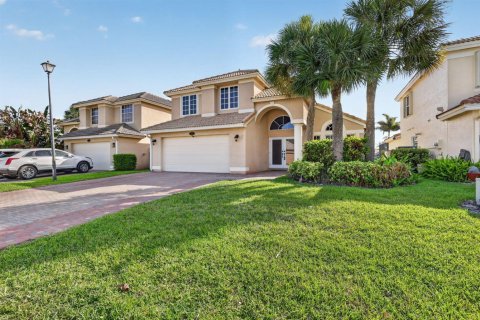 House in Stuart, Florida 4 bedrooms, 206.06 sq.m. № 2348542 - photo 7