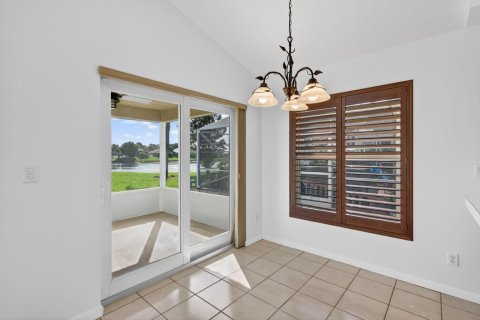House in Stuart, Florida 4 bedrooms, 206.06 sq.m. № 2348542 - photo 26