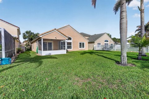 House in Stuart, Florida 4 bedrooms, 206.06 sq.m. № 2348542 - photo 6