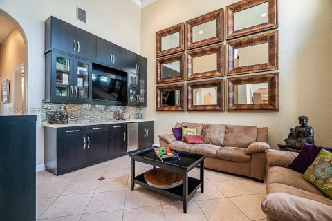 House in Miramar, Florida 6 bedrooms, 349.87 sq.m. № 2043003 - photo 6