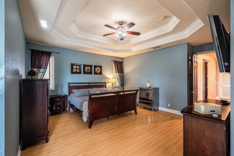 House in Miramar, Florida 6 bedrooms, 349.87 sq.m. № 2043003 - photo 22