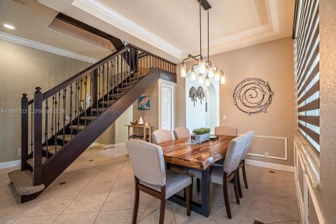 House in Miramar, Florida 6 bedrooms, 349.87 sq.m. № 2043003 - photo 14