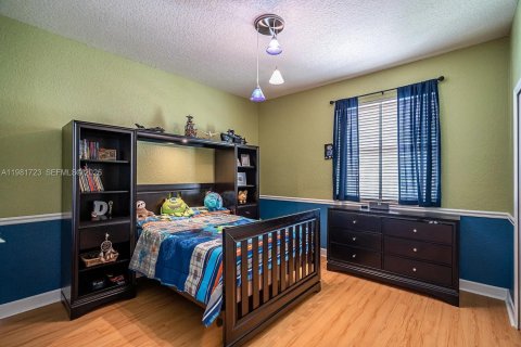 House in Miramar, Florida 6 bedrooms, 349.87 sq.m. № 2043003 - photo 18