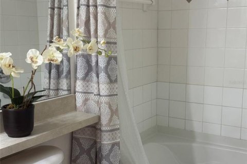 Copropriété à vendre à Tampa, Floride: 1 chambre, 71.72 m2 № 2377769 - photo 6
