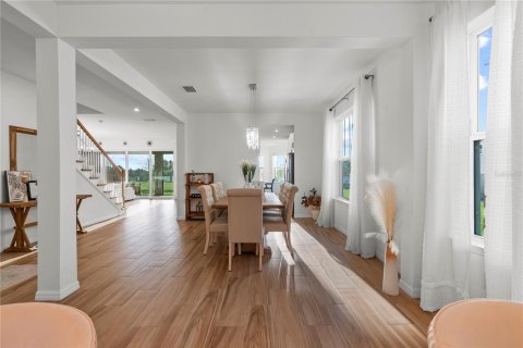 Casa en venta en Wesley Chapel, Florida, 4 dormitorios, 317.91 m2 № 2151720 - foto 7
