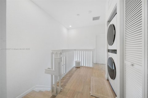 Adosado en venta en Miami Gardens, Florida, 3 dormitorios, 148.18 m2 № 1862286 - foto 17