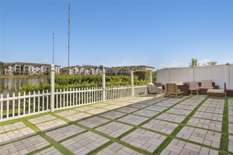 Adosado en venta en Miami Gardens, Florida, 3 dormitorios, 148.18 m2 № 1862286 - foto 28