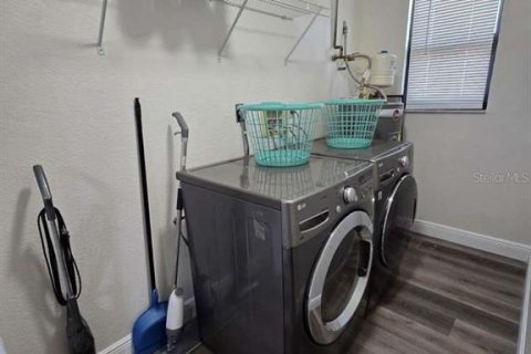 Casa en alquiler en Port Charlotte, Florida, 2 dormitorios, 103.68 m2 № 1620229 - foto 11