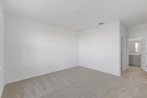 Villa ou maison à vendre à Haines City, Floride: 4 chambres, 164.99 m2 № 2094927 - photo 9