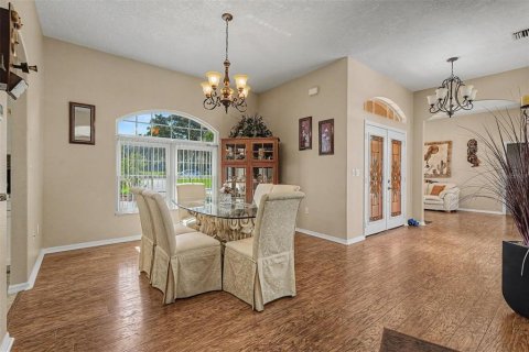 Casa en venta en Spring Hill, Florida, 4 dormitorios, 259.38 m2 № 2157339 - foto 11