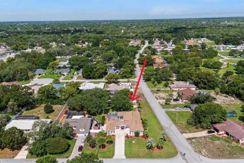 Casa en venta en Spring Hill, Florida, 4 dormitorios, 259.38 m2 № 2157339 - foto 2