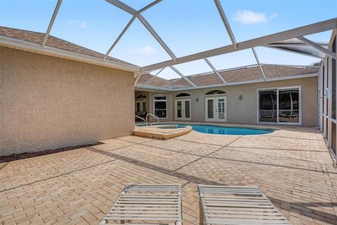 Casa en venta en Spring Hill, Florida, 4 dormitorios, 259.38 m2 № 2157339 - foto 26