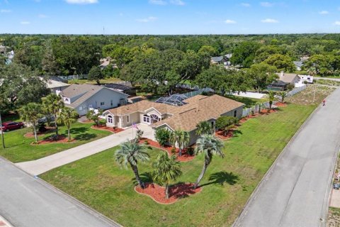 Casa en venta en Spring Hill, Florida, 4 dormitorios, 259.38 m2 № 2157339 - foto 4