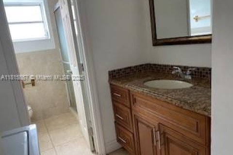 Condominio en venta en Miami, Florida, 2 dormitorios, 69.68 m2 № 1768917 - foto 4