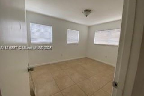 Condominio en venta en Miami, Florida, 2 dormitorios, 69.68 m2 № 1768917 - foto 6