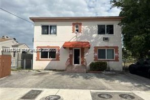 Дом в Майами, Флорида 1 спальня, 51.1м2 № 2045486