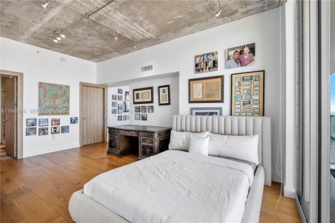 Condo in Miami, Florida, 2 bedrooms  № 2002583 - photo 20