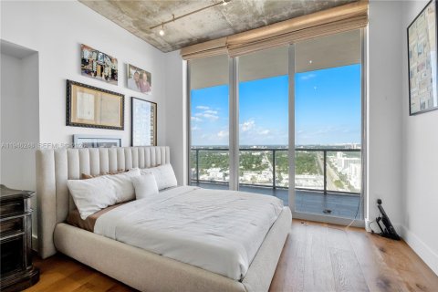Condo in Miami, Florida, 2 bedrooms  № 2002583 - photo 19