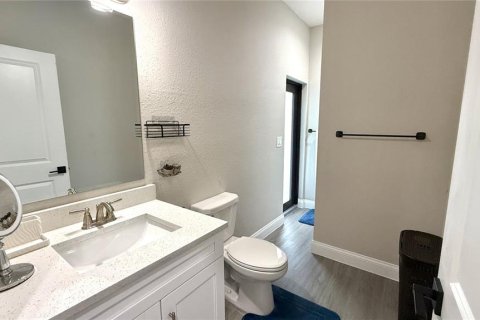 House in Lehigh Acres, Florida 3 bedrooms, 175.77 sq.m. № 1885899 - photo 8