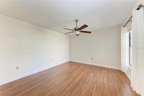 House in Sarasota, Florida 2 bedrooms, 128.21 sq.m. № 2304541 - photo 28