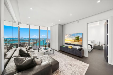 Copropriété à vendre à Miami, Floride: 2 chambres, 139.17 m2 № 1699305 - photo 6