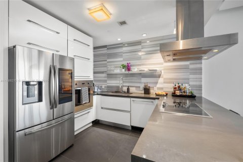 Copropriété à vendre à Miami, Floride: 2 chambres, 139.17 m2 № 1699305 - photo 11