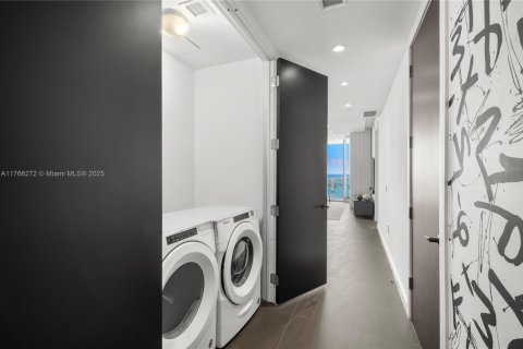Copropriété à vendre à Miami, Floride: 2 chambres, 139.17 m2 № 1699305 - photo 27
