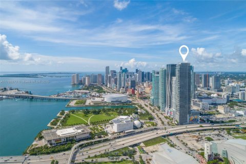 Copropriété à vendre à Miami, Floride: 2 chambres, 139.17 m2 № 1699305 - photo 30