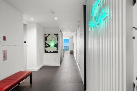 Copropriété à vendre à Miami, Floride: 2 chambres, 139.17 m2 № 1699305 - photo 28