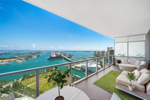 Copropriété à vendre à Miami, Floride: 2 chambres, 139.17 m2 № 1699305 - photo 3
