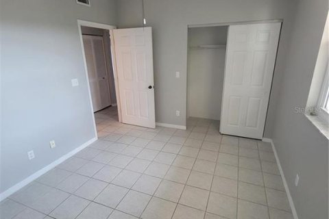 Condominio en alquiler en Saint Petersburg, Florida, 2 dormitorios, 111.95 m2 № 1908453 - foto 17