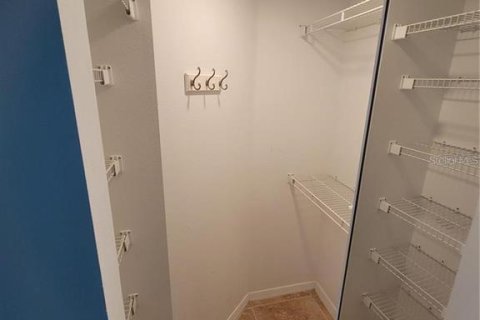 Condominio en alquiler en Saint Petersburg, Florida, 2 dormitorios, 111.95 m2 № 1908453 - foto 11