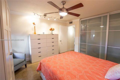 Condo in Fort Lauderdale, Florida, 1 bedroom  № 2042029 - photo 21